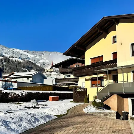 Heim Apartment